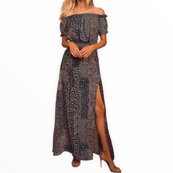 Lulus Dresses & Skirts - EUC Lulus Off The Shoulder Floral Maxi Dress